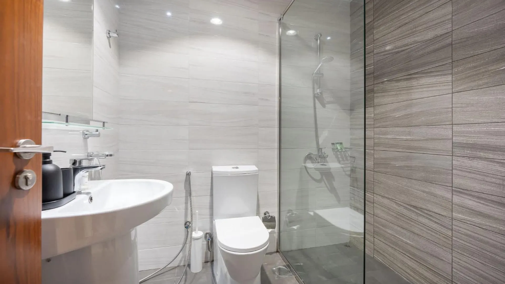 Exceptional 1Bedroom Apartment In The Heart Of Downtown Dubai 0*,  United Arab Emirates